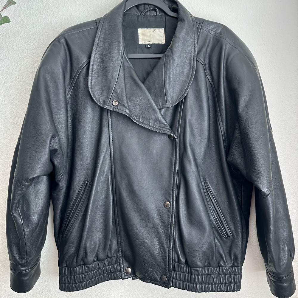 Vintage Black Bomber Leather Jacket